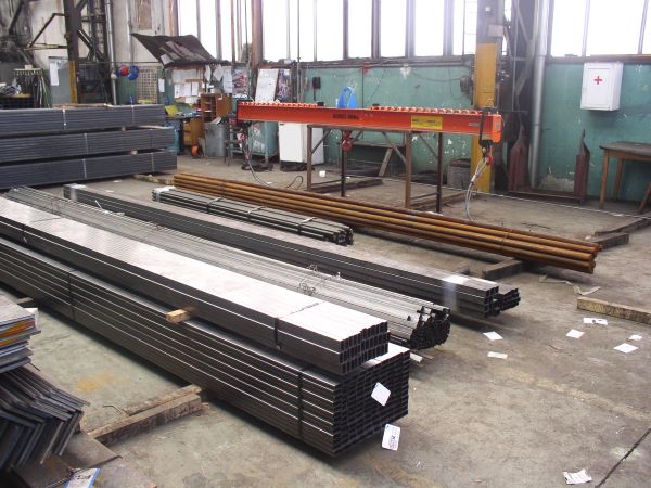 P1010009-600 P1010009-600