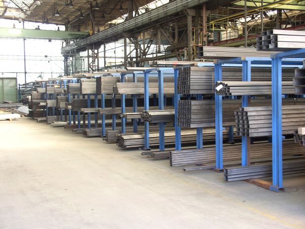 P1010044-600 P1010044-600